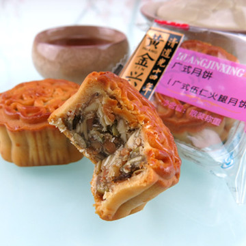 黄金兴伍仁火腿月饼